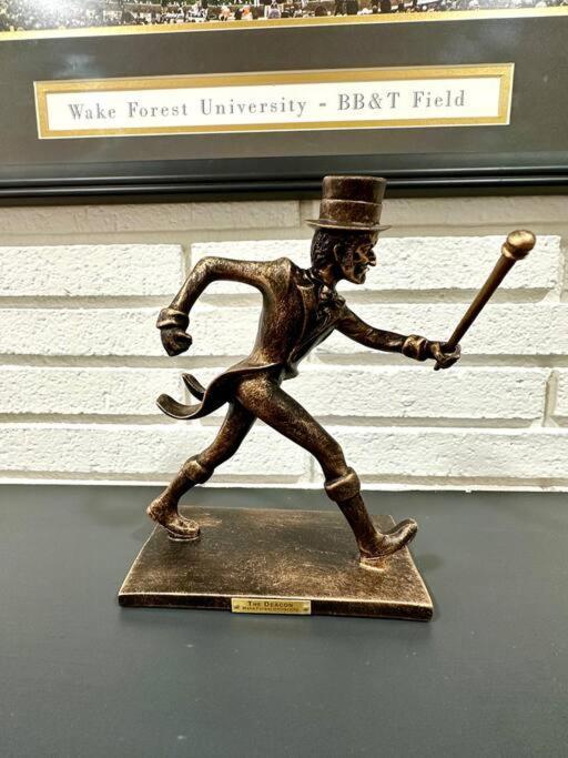 Villa The Demon Deacon Den - Buenavista Winston-Salem Esterno foto